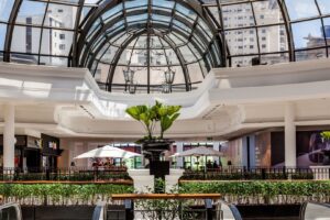 Com a operação já concretizada, o PMLL11 passa a deter participação indireta em três shoppings em regiões estratégicas de São Paulo, incluindo uma fatia de 7% no Shopping Pátio Higienópolis, administrado pela Iguatemi