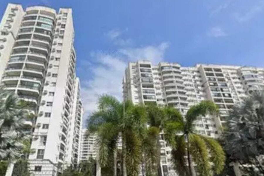 Apartamento em Jacarepaguá, no Rio de Janeiro (RJ), está dentre as propriedades mais caras do leilão de imóveis do Itaú, com lance mínimo de R$ 617 mil