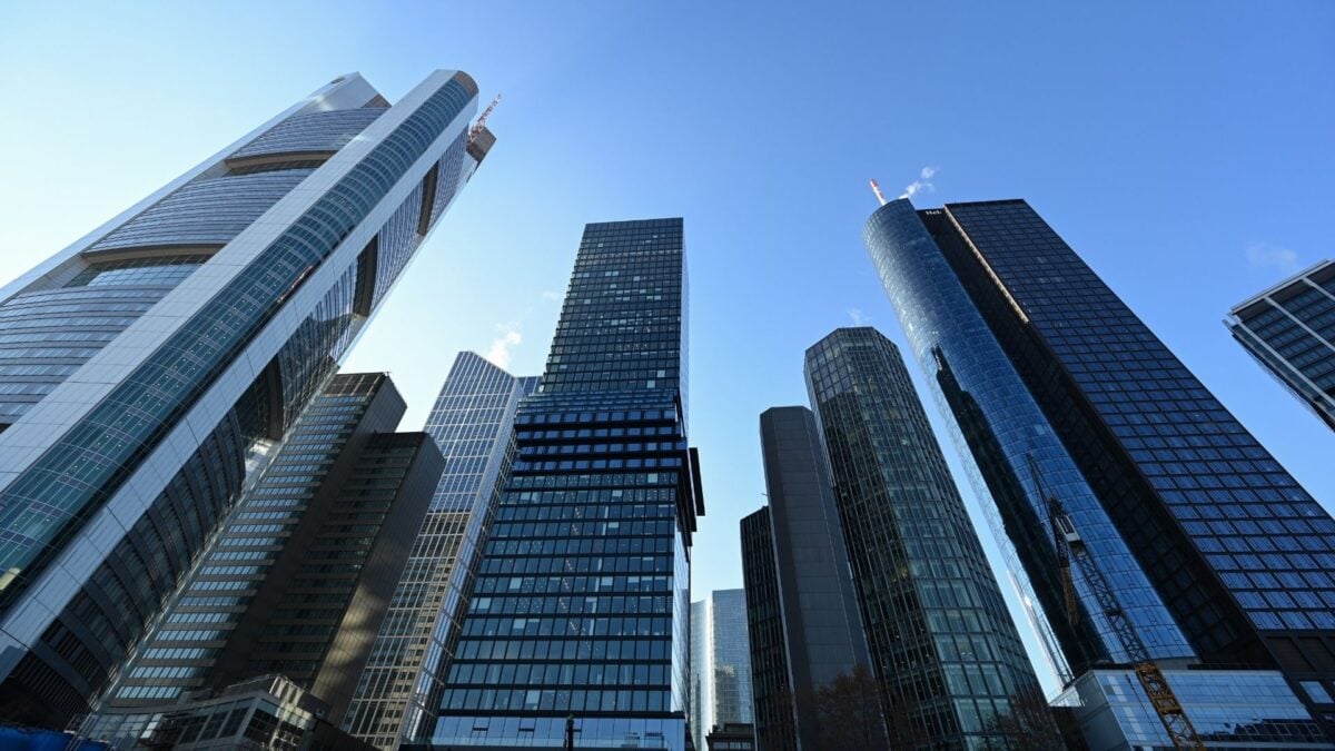 Fundo com 133 Cotistas Lidera Ranking de FIIs Mais Negociados da Bolsa de Valores; Veja Lista