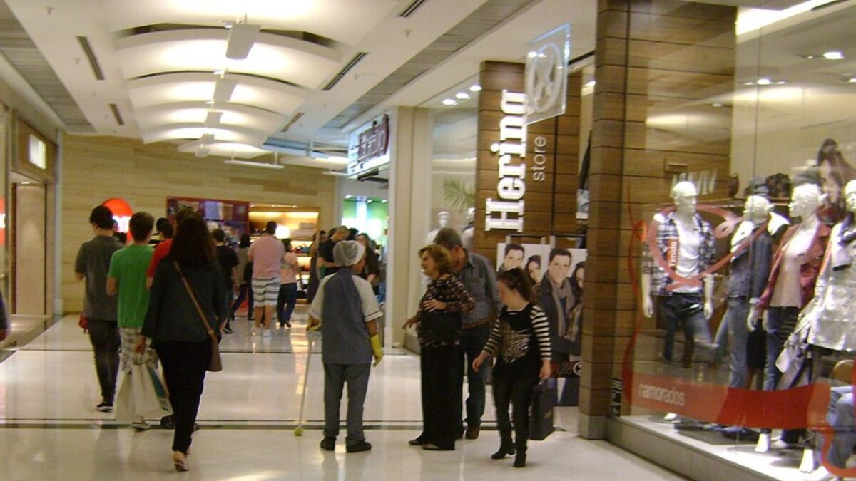 JP Morgan Vê Venda da Hering Pela Azzas Como Improvável sem Oferta Bilionária