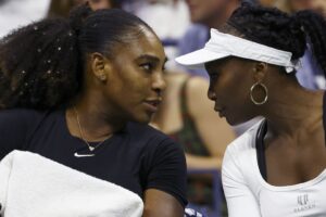 Venus Williams e Serena Williams no US Open 1º de setembro de 2022