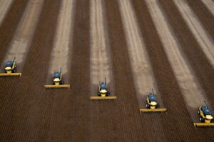 Os 10 Riscos e Oportunidades que Vão Definir o Futuro do Agro
