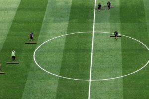 Gramado Híbrido da Copa do Mundo Gera Críticas de Atletas e Exige Força-tarefa em Nova Jersey