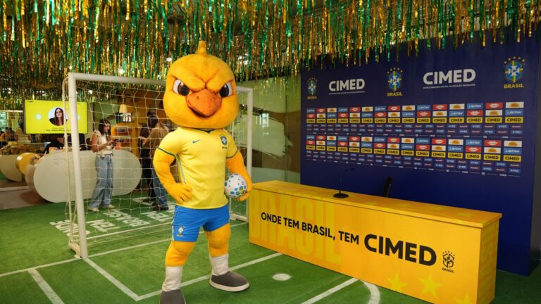 Escritório da Cimed decorado para a Copa do Mundo