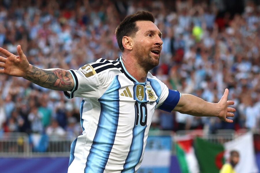 Messi igualou o recorde do alemão Miroslav Klose de 16 gols em Copas do Mundo masculinas