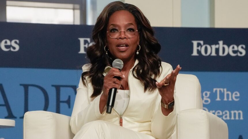 Oprah é a primeira colocada na lista Forbes Self-Made 250