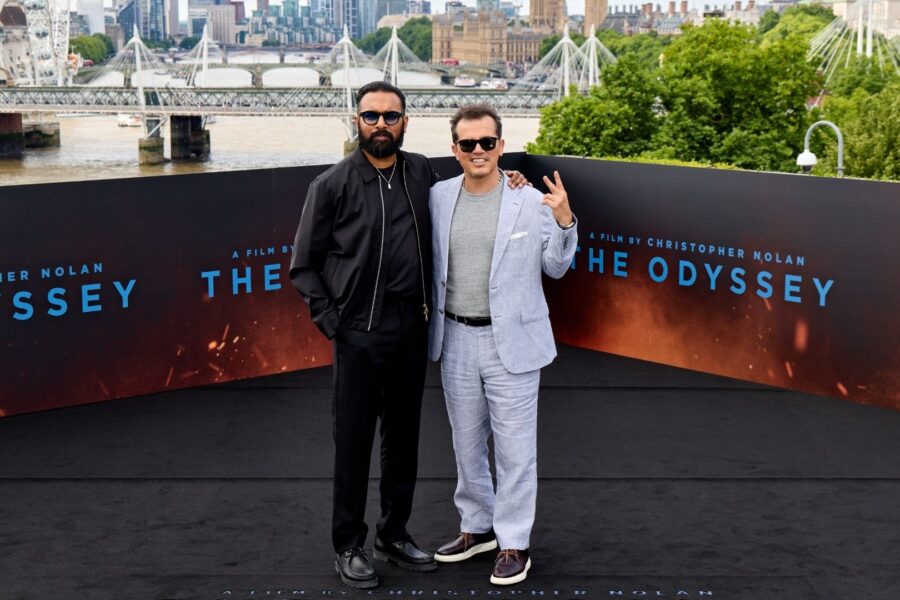 Himesh Patel e John Leguizamo