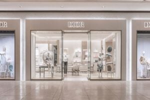 A inauguração da unidade marca a adição de 3.400 m² de área locável ao empreendimento focado no mercado de luxo