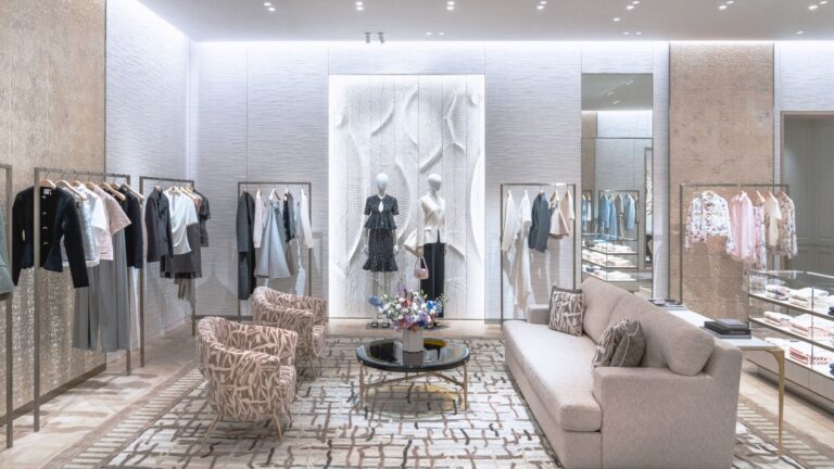 Abertura da boutique marca o início da maior expansão da história do centro de compras paulistano administrado pela JHSF