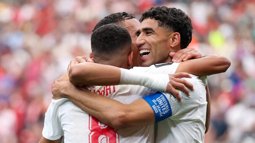 Azzedine Ounahi, meio-campo do Marrocos, marcou duas vezes no jogo das oitavas de final
