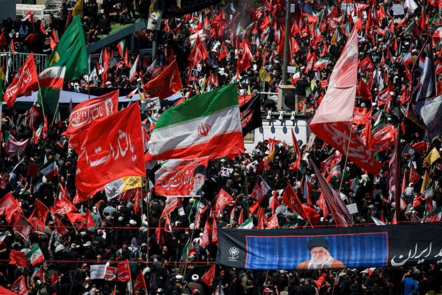 Funeral do aiatolá Ali Khamenei, morto em fevereiro: trégua difícil (Foto Alkis Konstantinidis / Reuters)