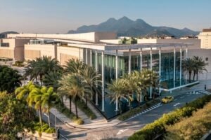 A Multiplan é a principal escolha do Itaú BBA entre as operadoras de shoppings, impulsionada por um portfólio com 96% de ocupação