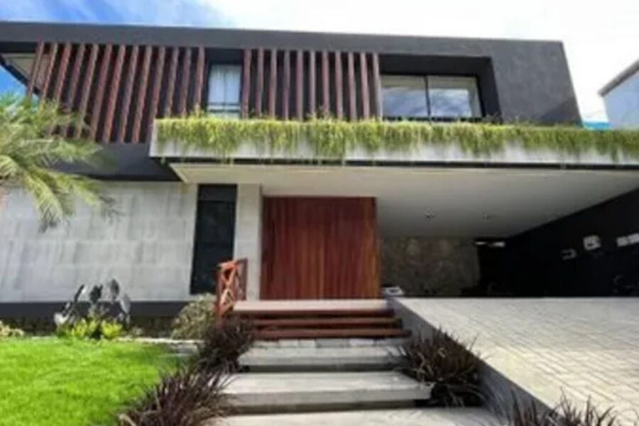 O imóvel de maior valor no leilão do Santander é uma casa em condomínio de 351 metros quadrados em João Pessoa (PB), com lance inicial de R$ 1,39 milhão