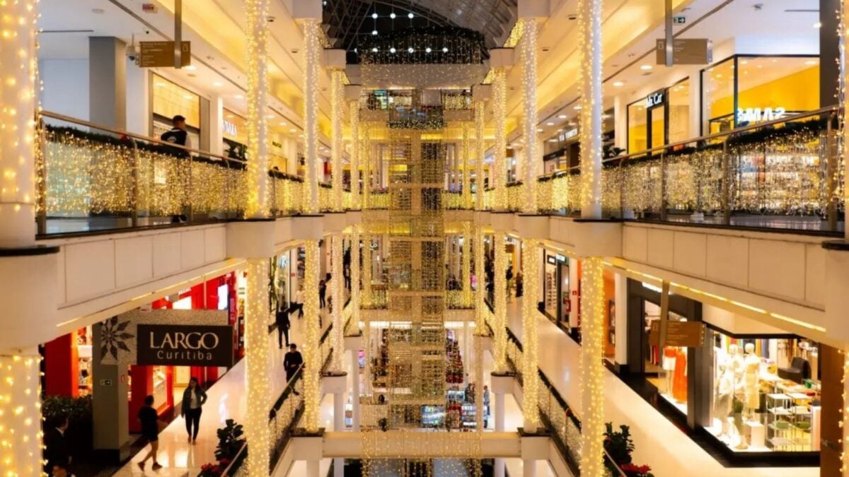 CPSH11 Amplia Exposição no Sul Ao Comprar Fatia do Shopping Curitiba