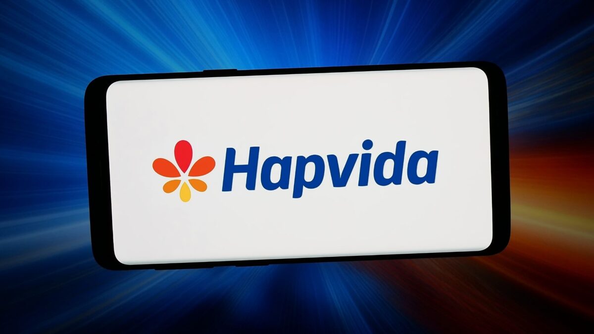 Rivais Ganham Espaço e Hapvida Volta a Perder Clientes em Planos de Saúde, Diz Santander