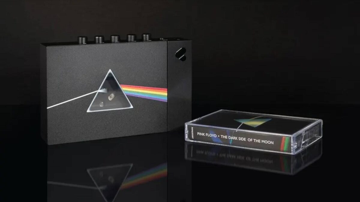 Collab entre Pink Floyd e We Are Rewind Traz de Volta Toca-fitas WE-001