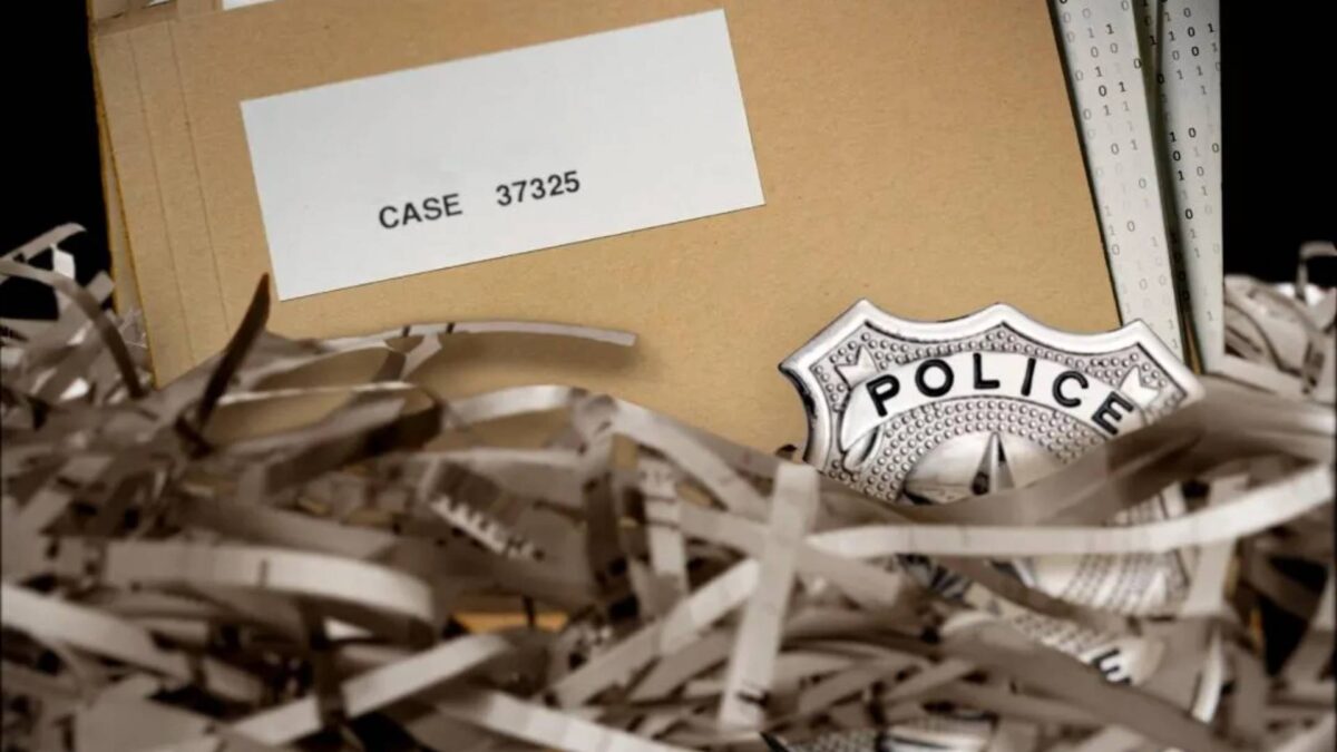 Axon Diz Que Relatórios Policiais com IA Economizam Tempo, Mas Registros Públicos Dizem o Contrário