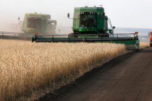 Rússia Projeta Boa Safra para 2026 e Garante Combustível a Agricultores