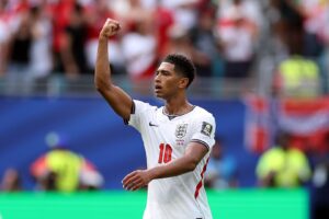 Jude Bellingham marcou os dois gols da Inglaterra na partida contra a Noruega
