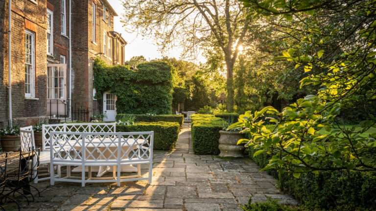 Ormeley Lodge fica às margens do Richmond Park, em Londres