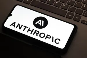 O tribunal federal da Califórnia decidiu a favor da Anthropic no processo contra a classificação de risco na cadeia de suprimentos emitida pelo Pentágono.