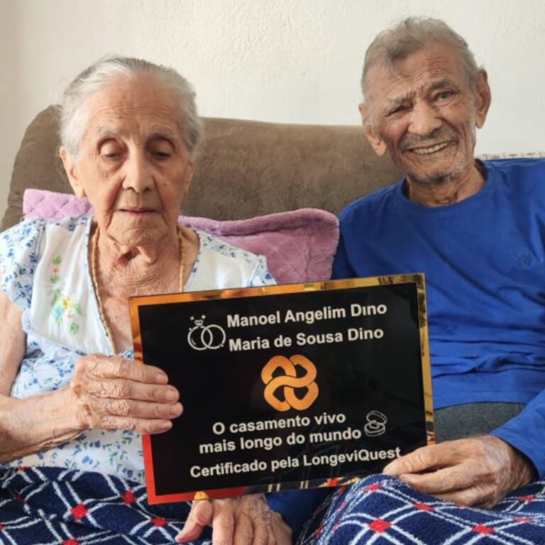Os brasileiros Manoel e Maria Dino, certificados como o casamento mais longo do mundo, unidos há 84 anos