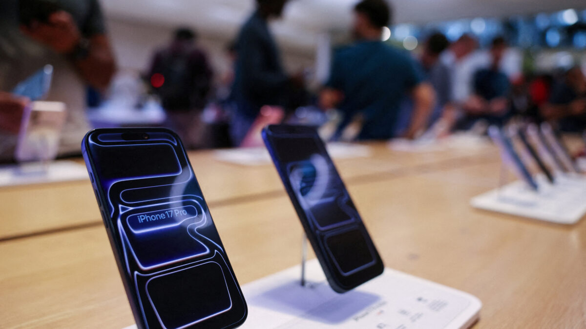 BASF Processa Apple nos EUA por Patentes de Autenticação Facial em iPhones