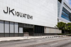 Portfólio focado no público de alta renda ajuda a Iguatemi a superar o desempenho do varejo frente aos juros altos no Brasil