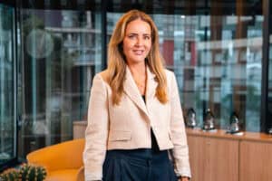 Magali Leite, atual CEO da Espaçolaser, passou a acumular de forma interina a diretoria financeira da companhia após a saída do executivo Fabio Itikawa em agosto