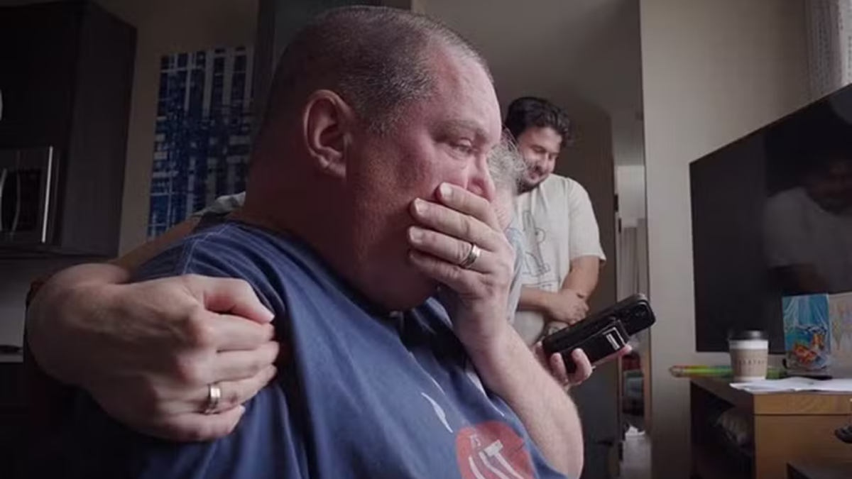 Homem com ELA Volta a Falar após Implante Cerebral da Neuralink