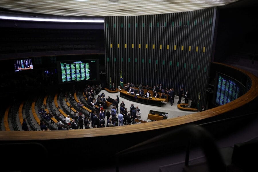 Plenário da Câmara dos Deputados: aprovações relâmpago (Foto: Adriano Machado / Reuters)