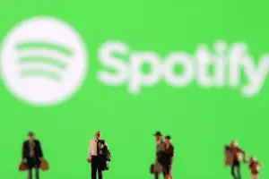 Recursos da empresa baseados em inteligência artificial incluem seleção de mixagens musicais personalizadas com comentários falados, e playlists baseadas em estado de espírito ou preferência musical dos usuários