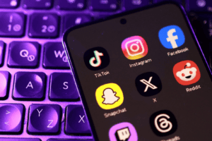 A comunicação com consumidores está passando por uma transformação, com uma mídia mais globalizada, descentralizada, personalizada e diversificada