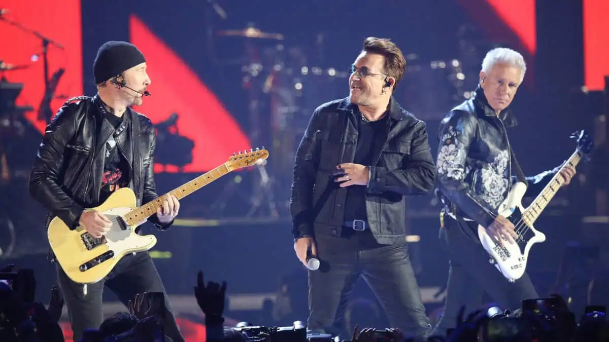 Imagem ilustrativa sobre U2 confirma shows no Brasil em março de 2027 e performance ao vivo na NFL transmitida pela Netflix