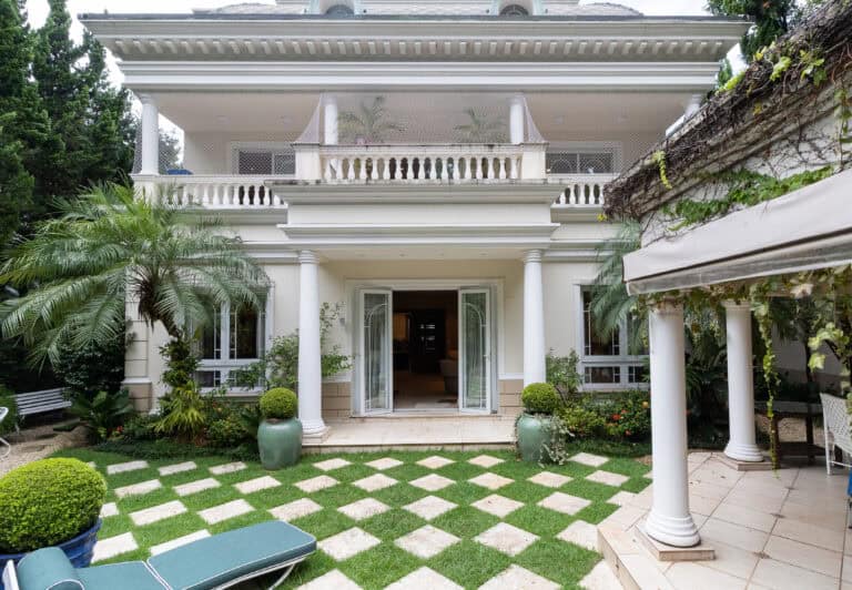 Imóvel Maison Du Parc, localizado no Jardim Lusitânia, bairro no distrito de Moema