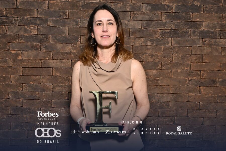 Juliana Sztrajtman, country manager da Amazon Brasil “O melhor líder é aquele que se torna desnecessário porque a sua equipe sabe o que fazer, sabe o propósito do trabalho e quem atender.”
