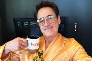 Robert Downey Jr. retorna à Marvel com a marca de café Happy