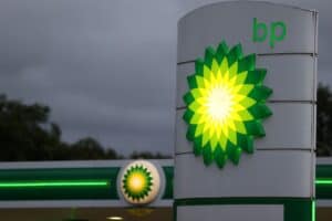 BP Sinaliza Baixas Contábeis de até US$ 4,5 Bi no Segmento de Gás e Energia de Baixo Carbono